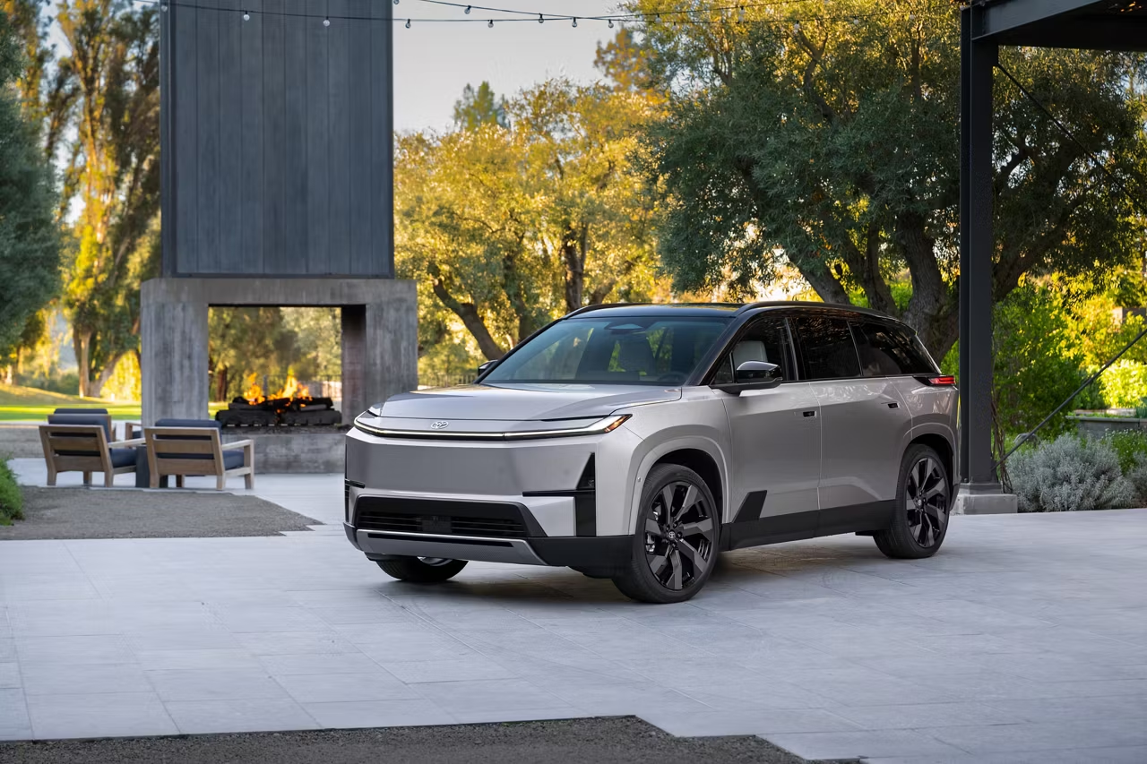2027 Toyota Highlander BEV Debuts as First U.S.-Built Three-Row Electric SUV