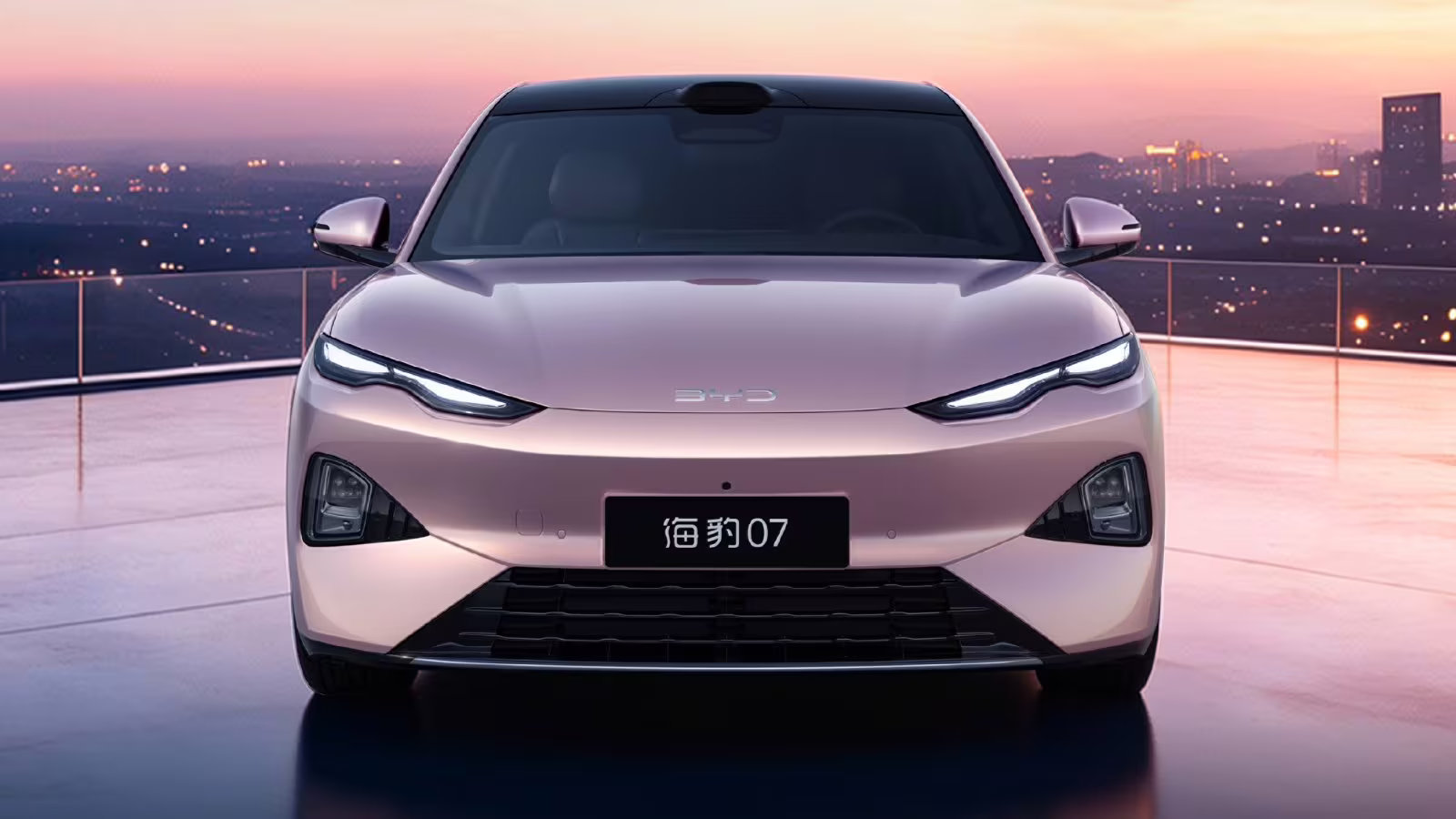 BYD Seal 07 Gets Larger With EV and Hybrid Powertrains