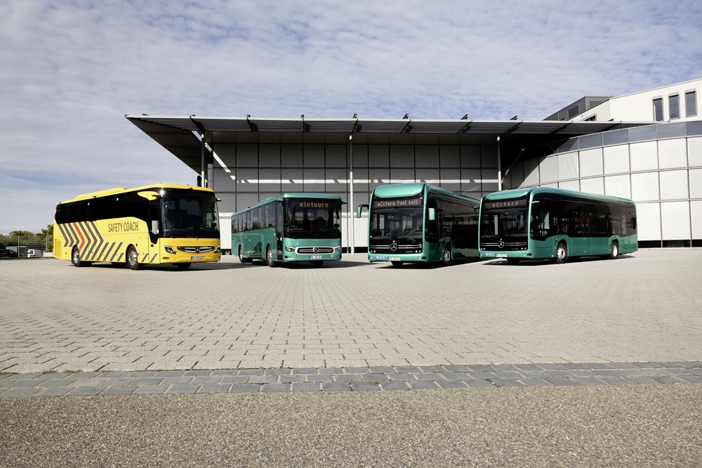 Daimler Buses Showcases Hybrid and Electric Buses at FIAA