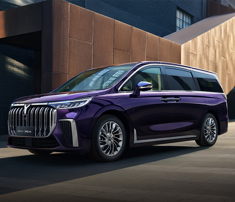 Dongfeng Motor Level 3 autonomous Voyah Dream MPV undergoing expressway road testing