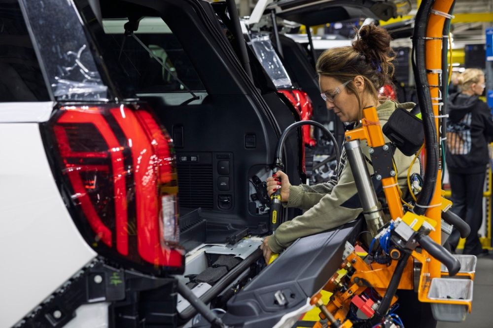 Ford Kentucky Truck Plant Gets $1 Billion Paint Shop