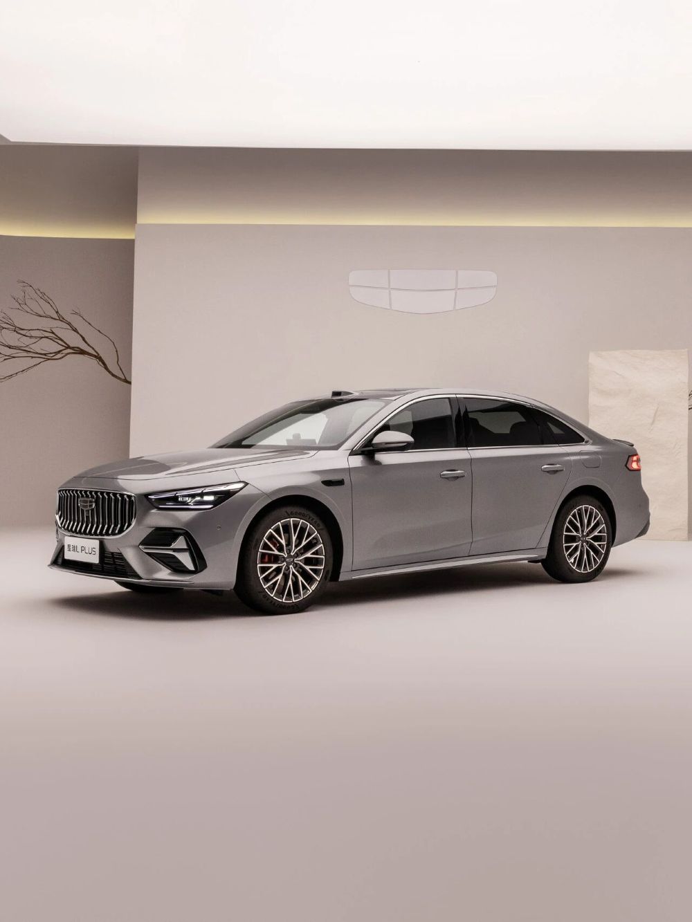 Geely Preface L PLUS Launches With Hybrid and ICE Options