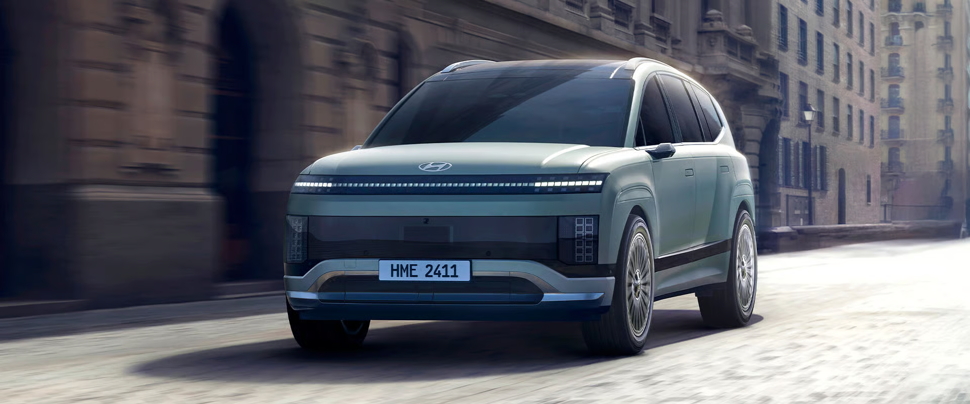 Hyundai IONIQ 9 electric SUV exterior view