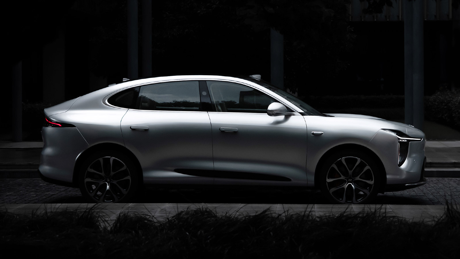 IM LS6 Pre-Sales Launch Set for September 10 With Steer-by-Wire