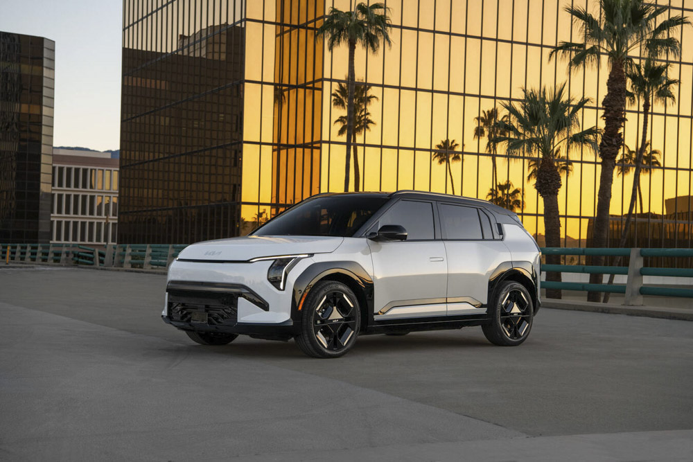 Kia EV3 Arrives in U.S. Showrooms With 321-Mile Range