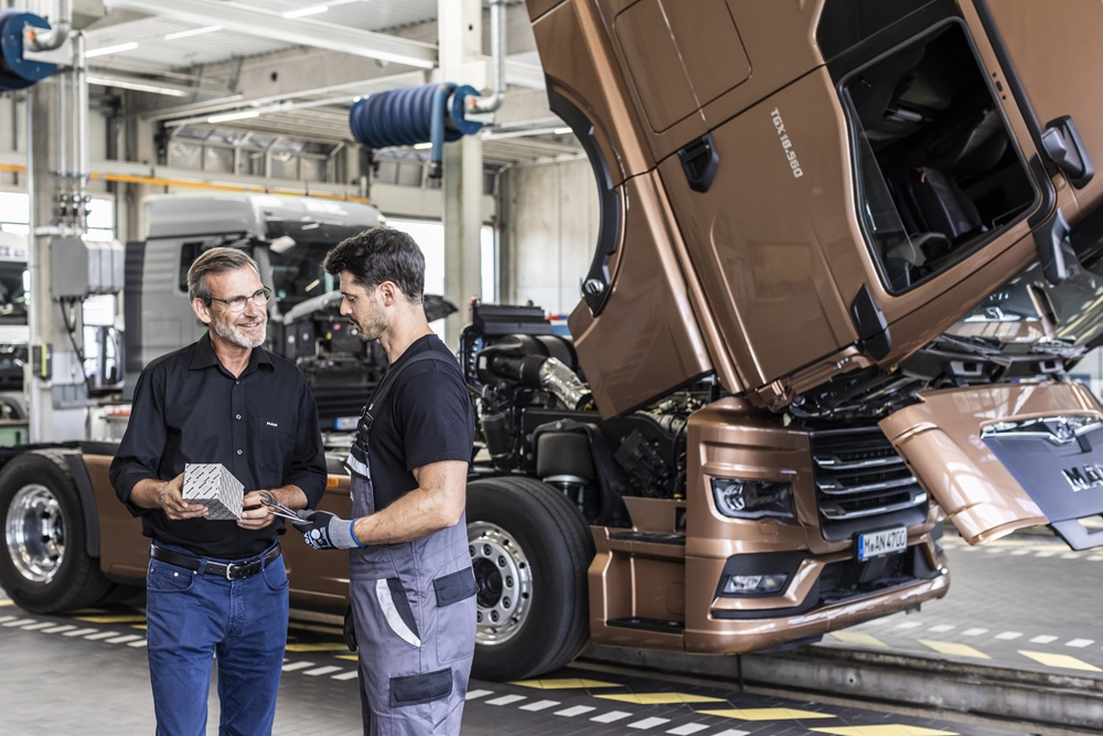 MAN Truck & Bus Investment 2030 Targets EUR 700M