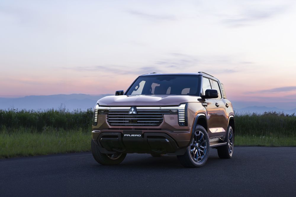Mitsubishi Motors Unveils All-New Pajero Flagship SUV
