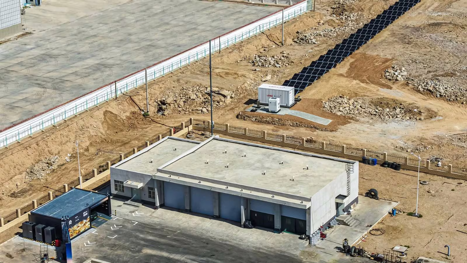 Nio Battery Swap Station Opens Solar-Powered in Xinjiang