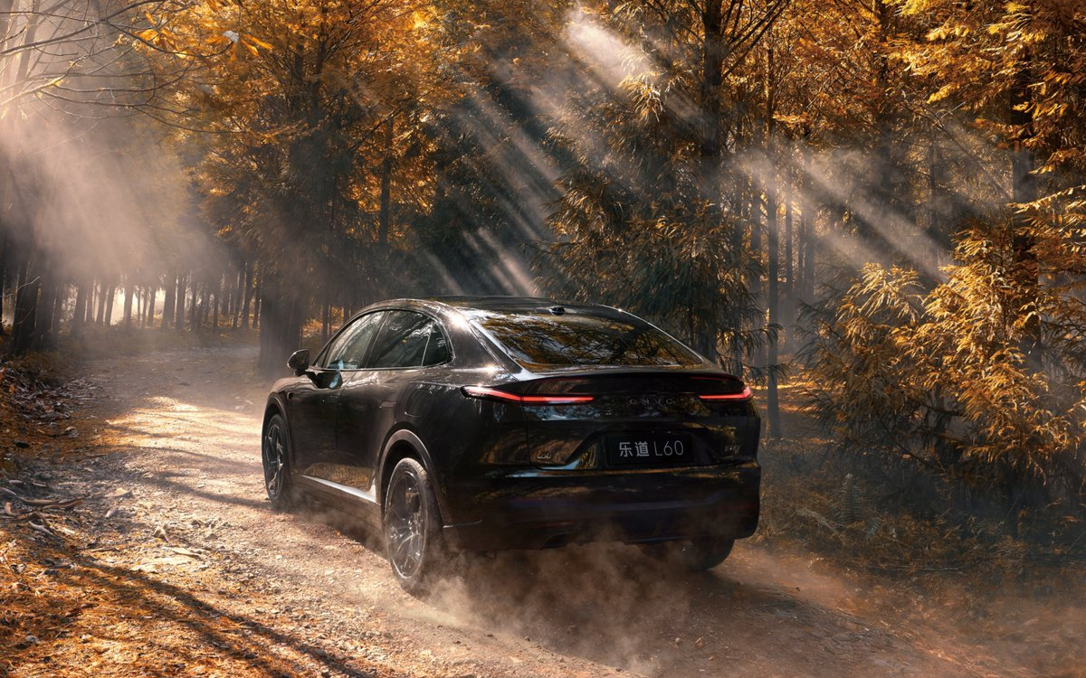 Nio Onvo L60 Black Knight edition electric SUV with black styling package