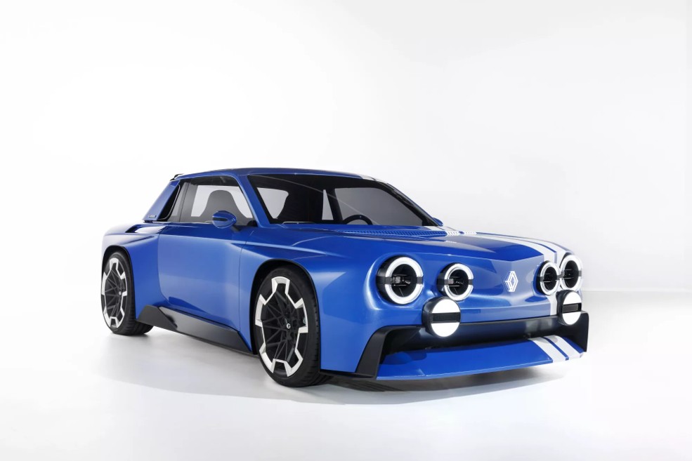 Renault 8 Gordini Concept Revives a 1960s Racing Icon