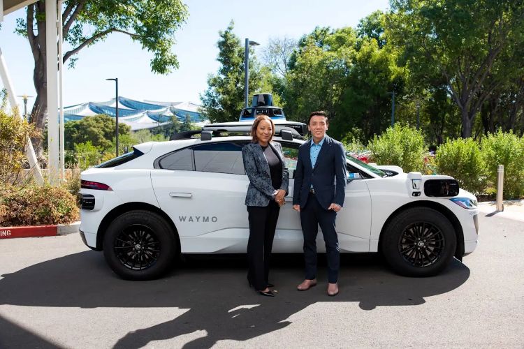 Waymo Singapore Targets 2028 Autonomous Ride-Hailing Launch