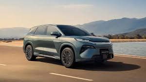 BYD ATTO 8 Hybrid SUV Launch Marks New 7-Seater Entry