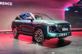 LEPAS L8 Electric SUV Makes Its Global Debut in Milan