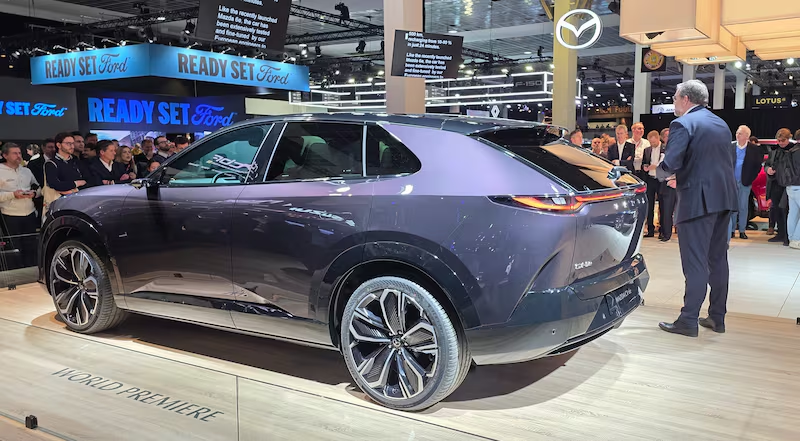 Mazda CX-6e Electric SUV Debuts as Europe’s New Mid-Size EV
